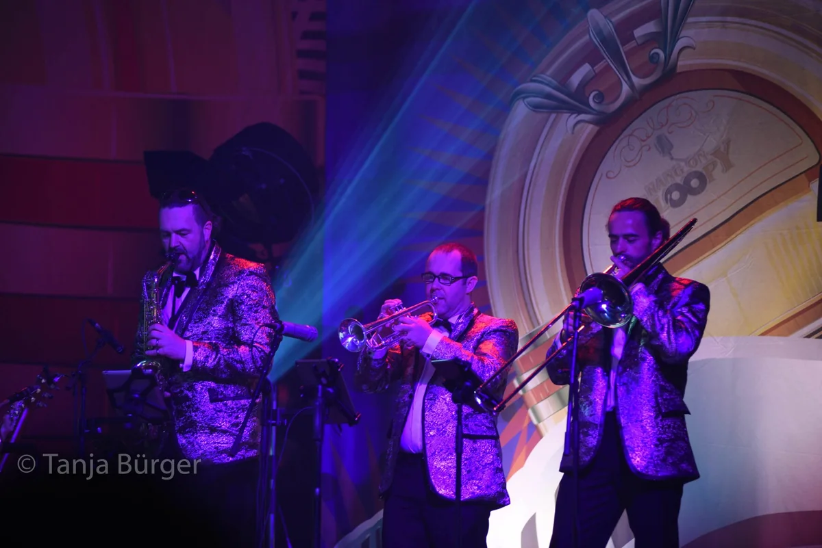 Bläsersatz der Hang on Sloopy Show